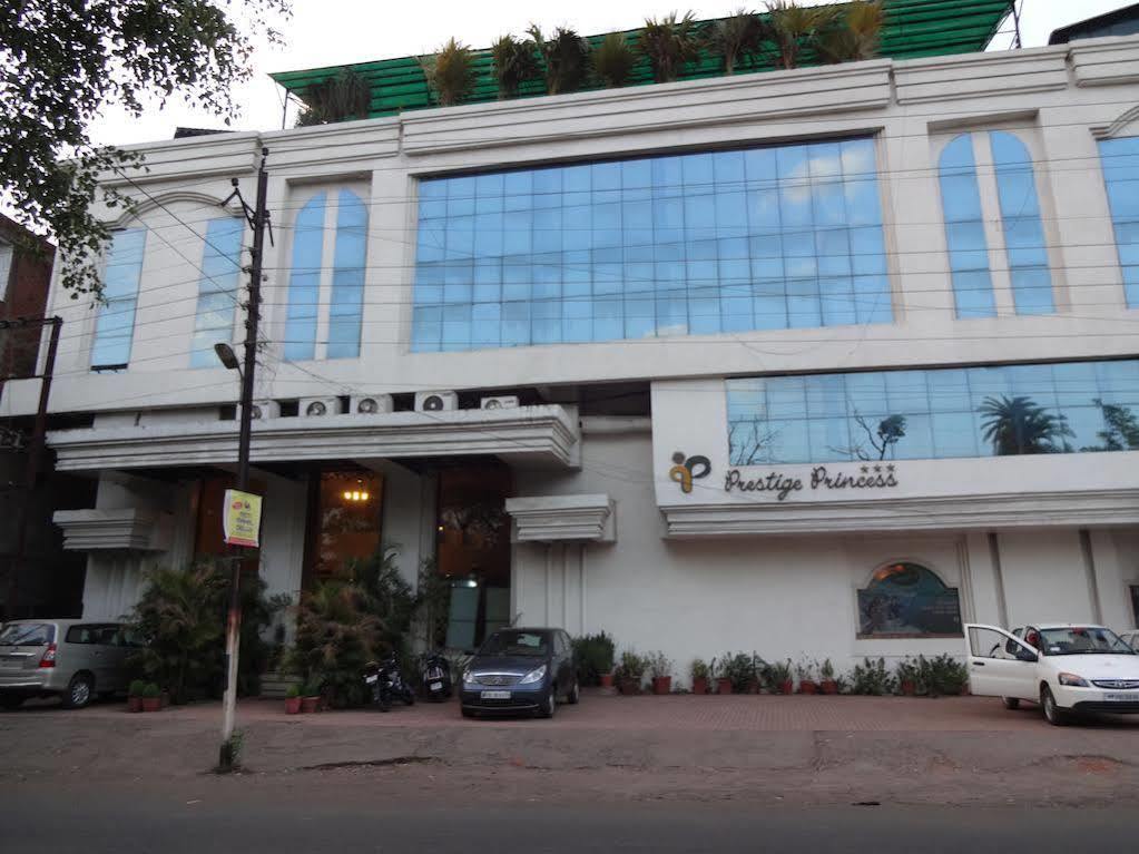 Fabhotel Prestige Princess Jabalpur Exterior photo